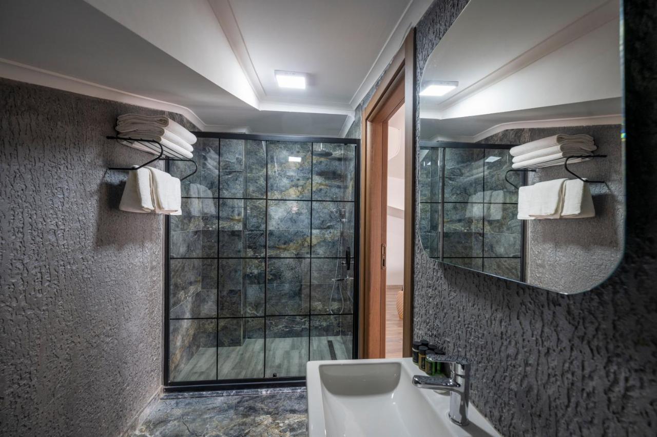 Luxury Airport Hotel By Zazzoni-Istanbul Airport Arnavutkoy Eksteriør bilde