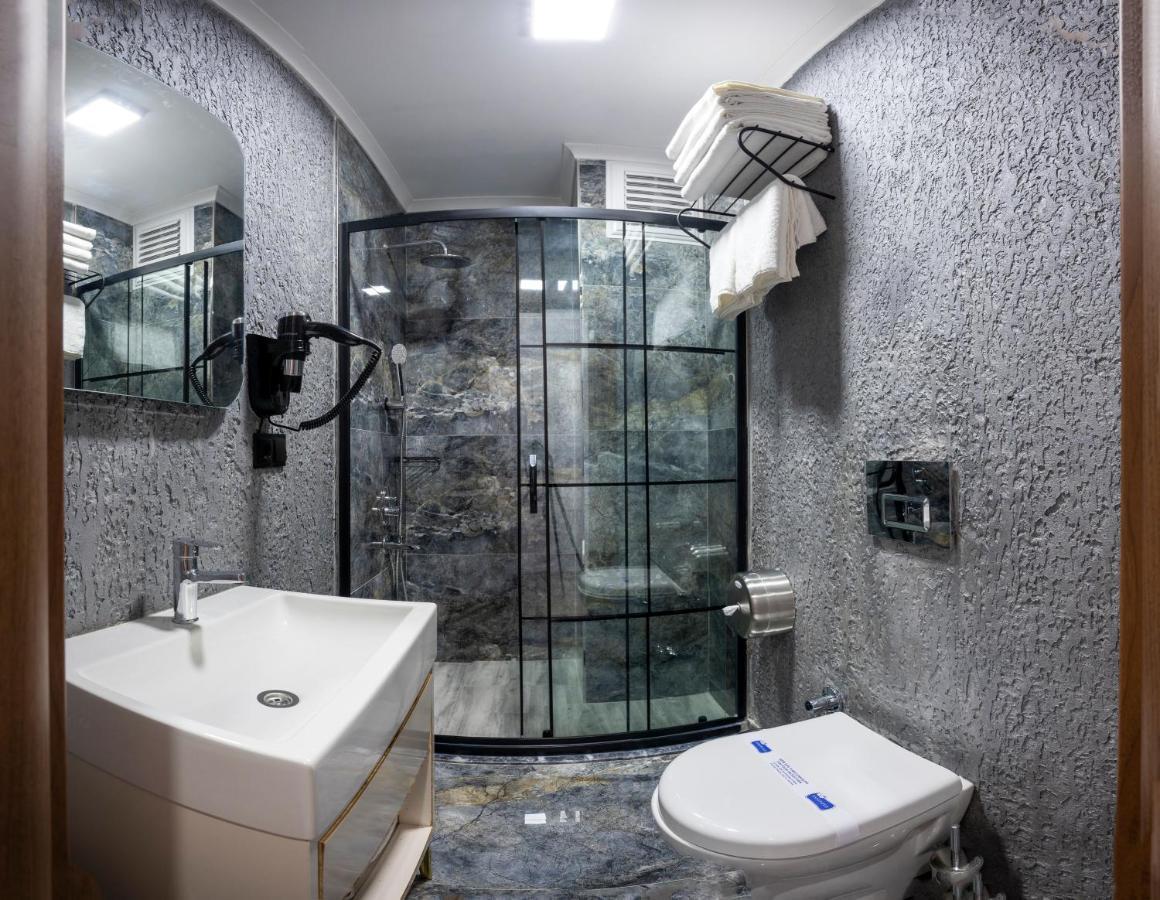 Luxury Airport Hotel By Zazzoni-Istanbul Airport Arnavutkoy Eksteriør bilde